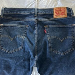 Rarely worn Levi's 34x32